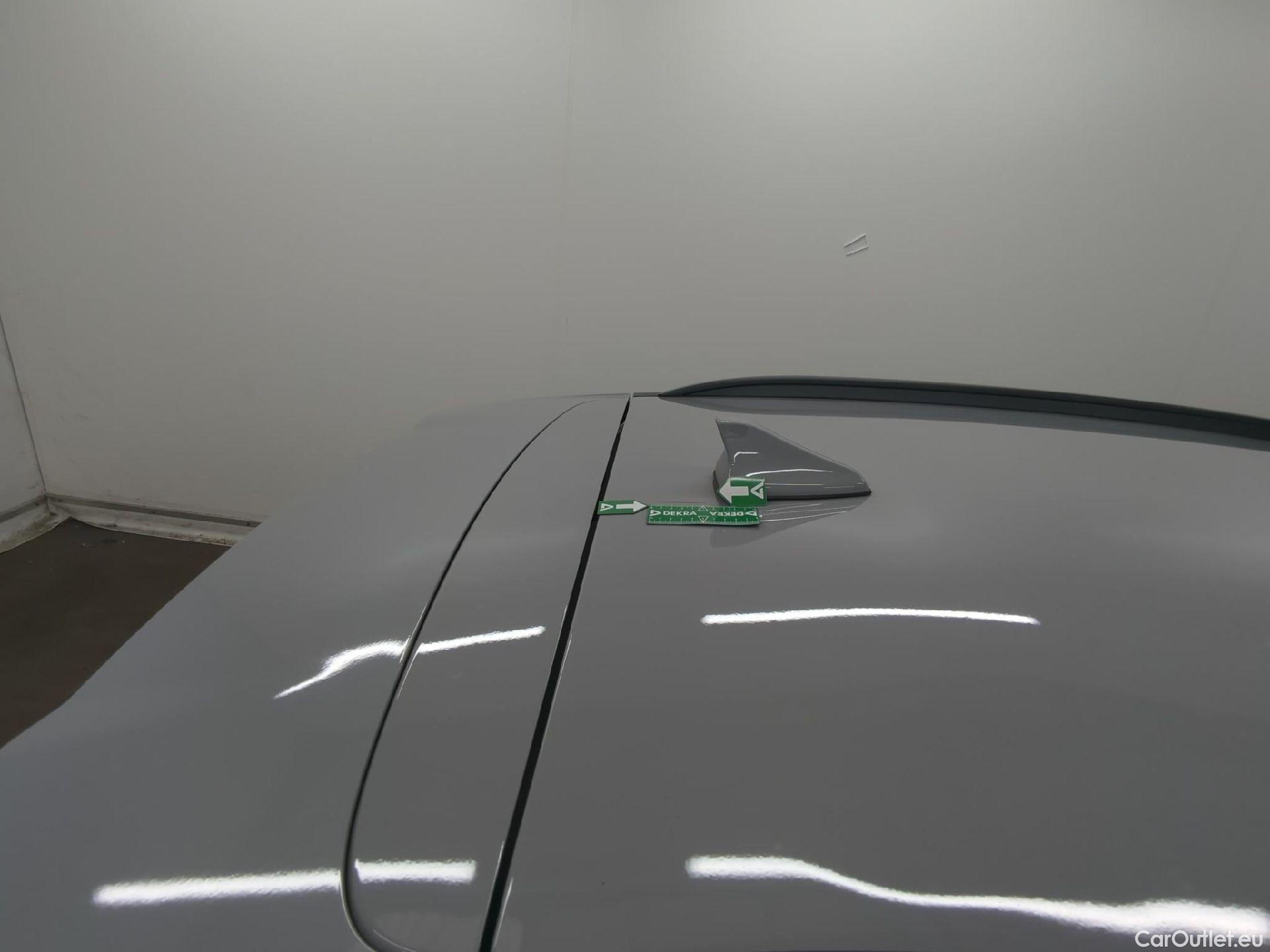  Hyundai  Konna HYUNDAI Kona / 2020 / 5P / SUV 1.0 T-GDI 120 HYBRID 48V BUSINESS #13