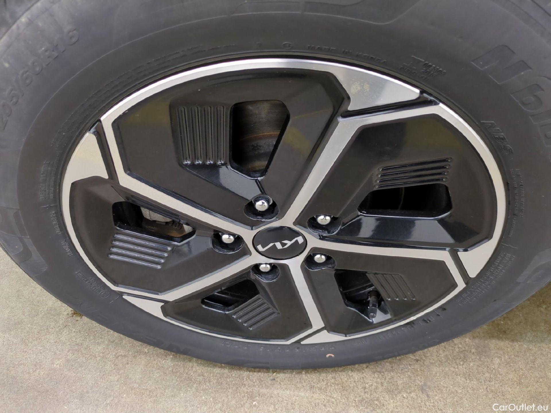  KIA  Niro  Active 1.6 140CV BVA6 E6d #7