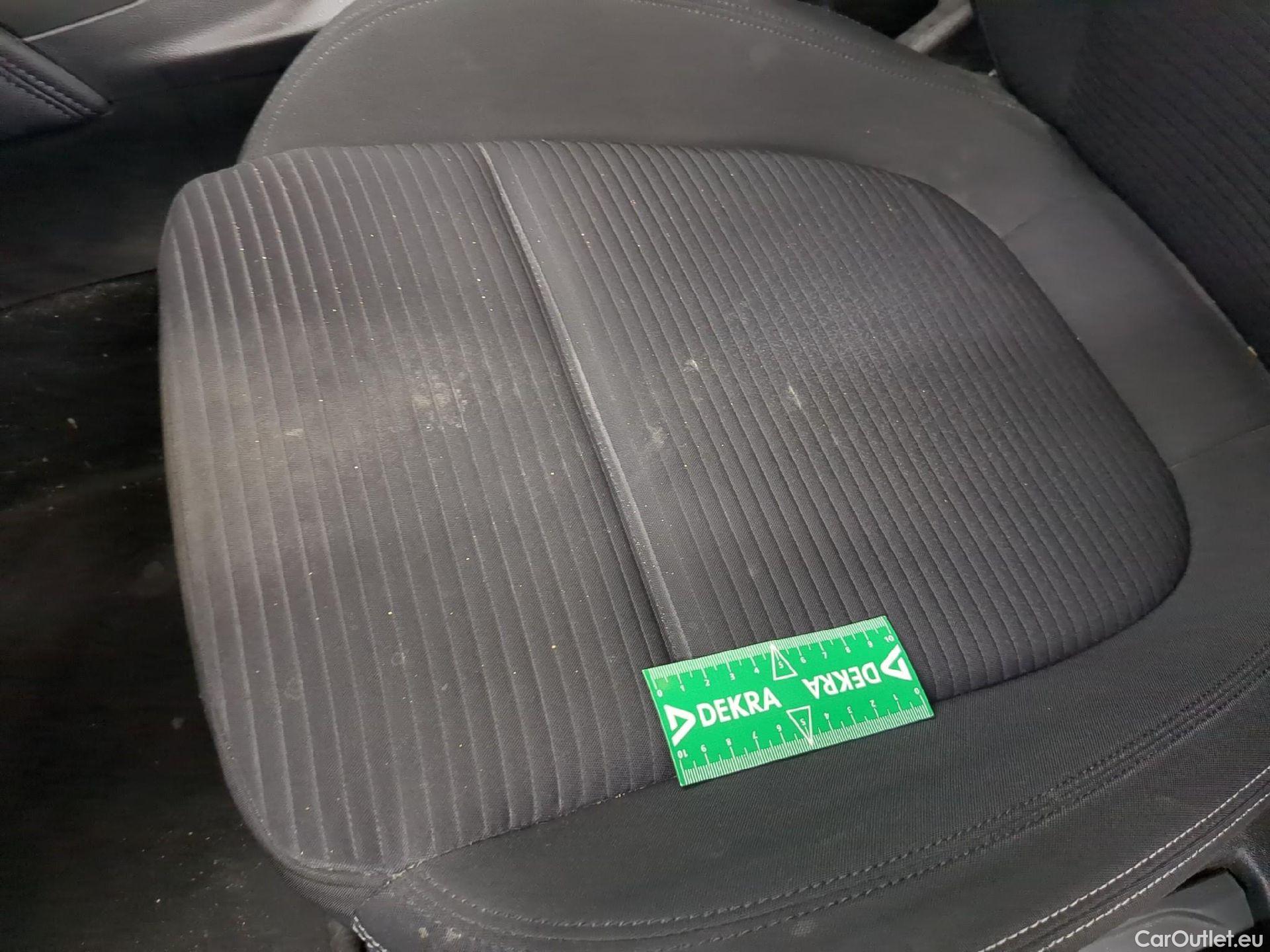  Ford  Focus  Berline Titanium 1.0 EcoBoost 125CV BVM6 E6dT #33