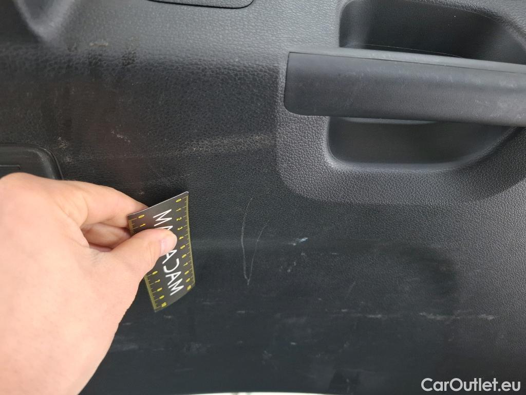  KIA  XCeed KIA  / 2019 / 5P / Crossover 1.6 GDI ISG ISG PHEV ACTIVE DCT6 #15