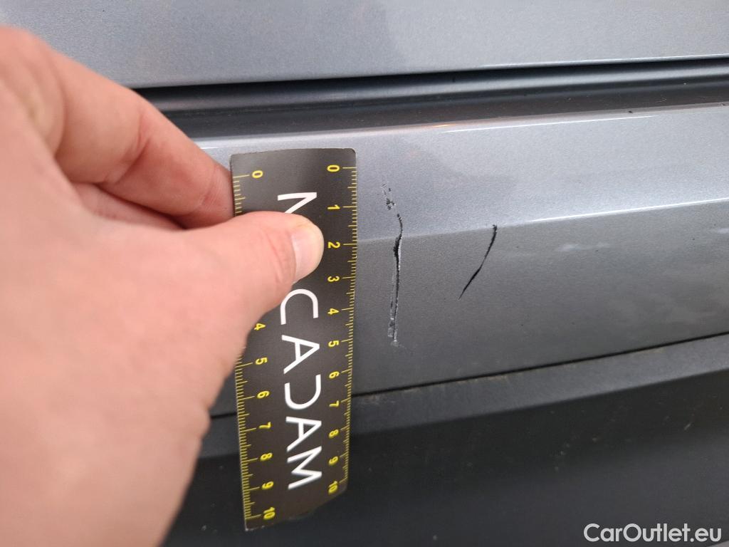  KIA  XCeed KIA  / 2019 / 5P / Crossover 1.6 GDI ISG ISG PHEV ACTIVE DCT6 #2