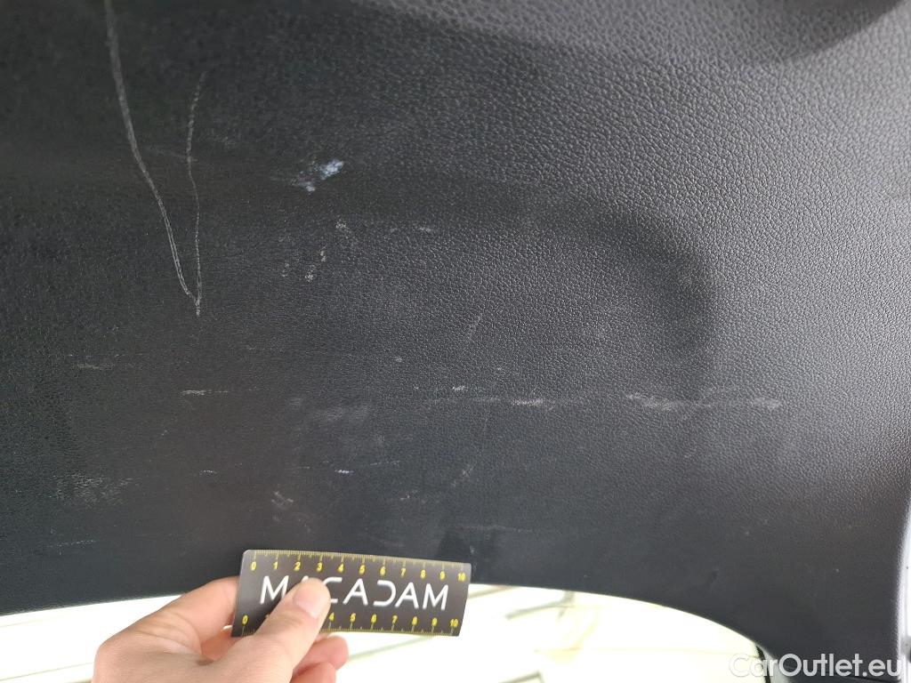  KIA  XCeed KIA  / 2019 / 5P / Crossover 1.6 GDI ISG ISG PHEV ACTIVE DCT6 #14