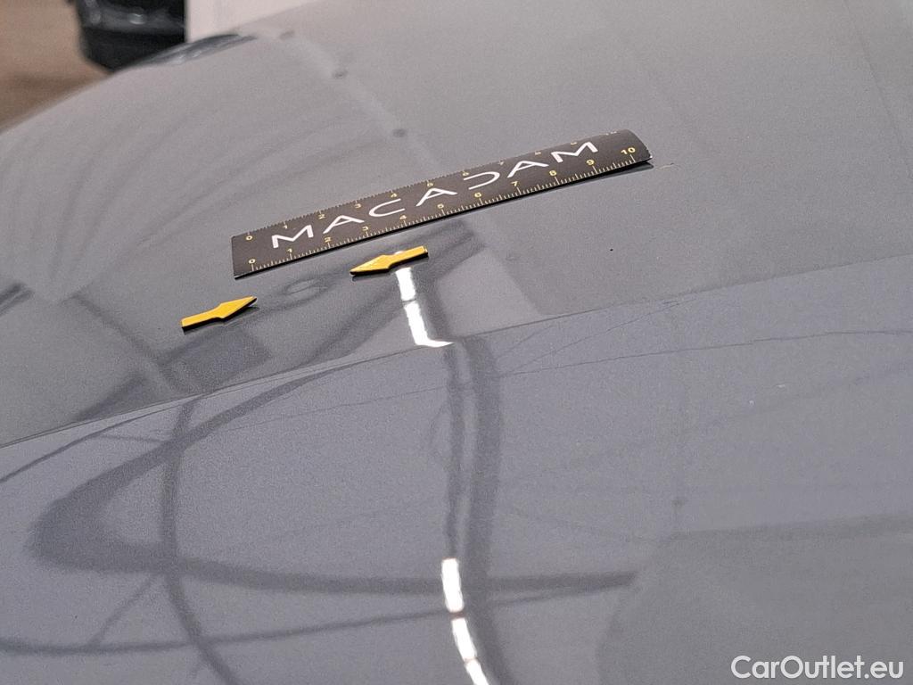  KIA  XCeed KIA  / 2019 / 5P / Crossover 1.6 GDI ISG ISG PHEV ACTIVE DCT6 #17