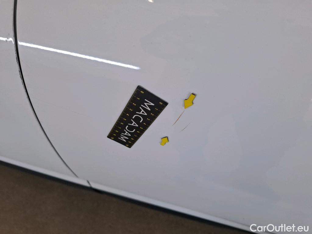  Citroen  C4 Cactus  Shine Business 1.5 BlueHDI 120CV BVA6 E6dT #36