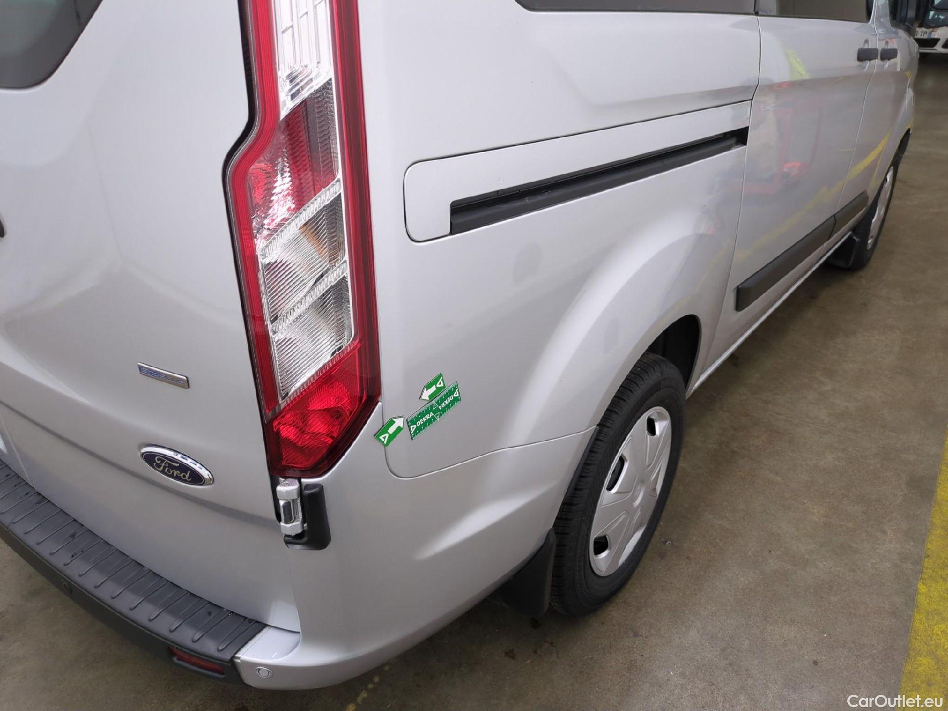  Ford  Transit  Custom/Tourneo Custom Combi 320 L1 Trend 2.0 130CV BVM6 #21