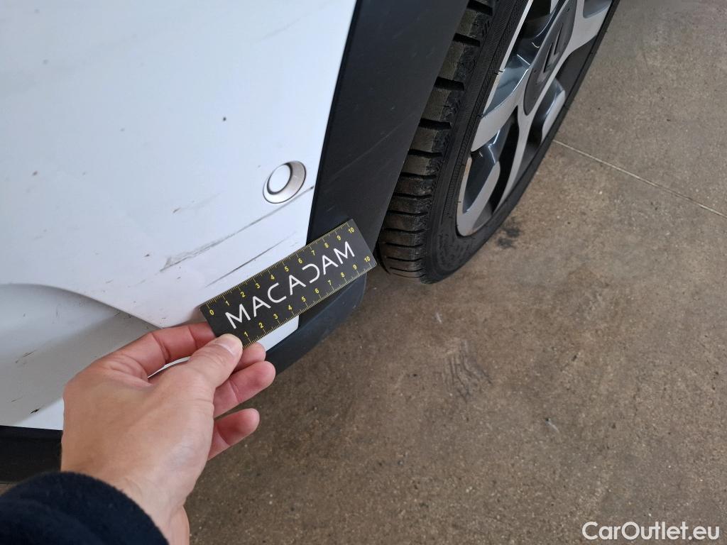  Citroen  C4 Cactus  Shine Business 1.5 BlueHDI 120CV BVA6 E6dT #23