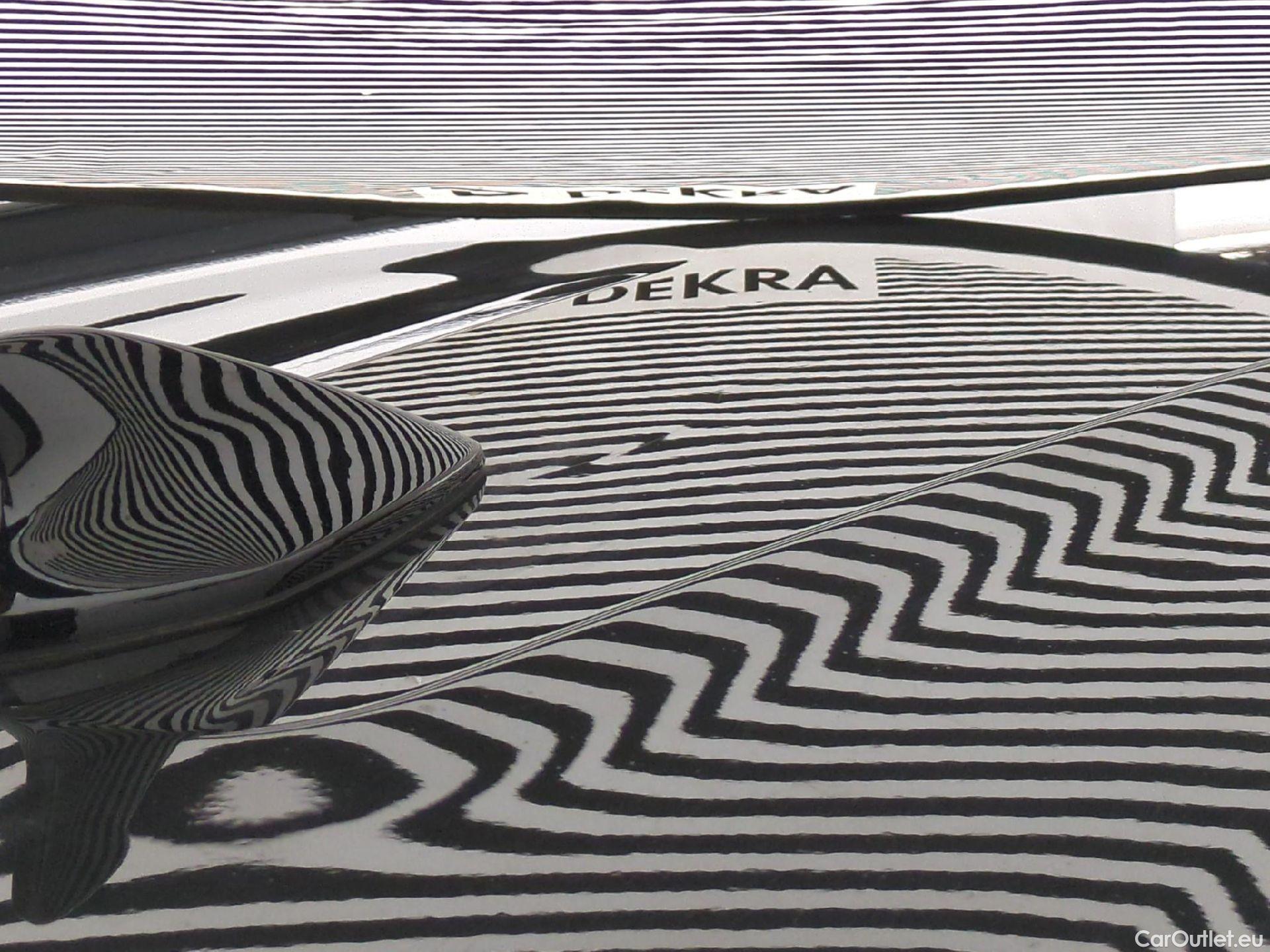  KIA  Niro  Active 1.6 140CV BVA6 E6d #13