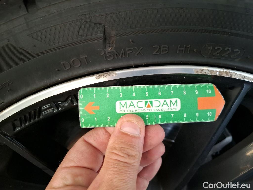  Mercedes  CLA-Klasse MERCEDES-BENZ CLA Coupe / 2019 / 4P / Coupé CLA 220 d AMG Line BA8 #34