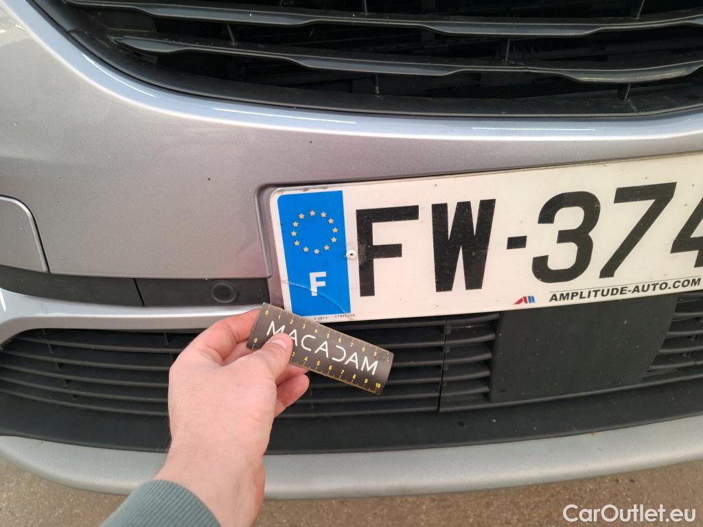  Opel   Grandland X OPEL / 2017 / 5P / SUV 1.5 DIESEL 130 ELITE #52