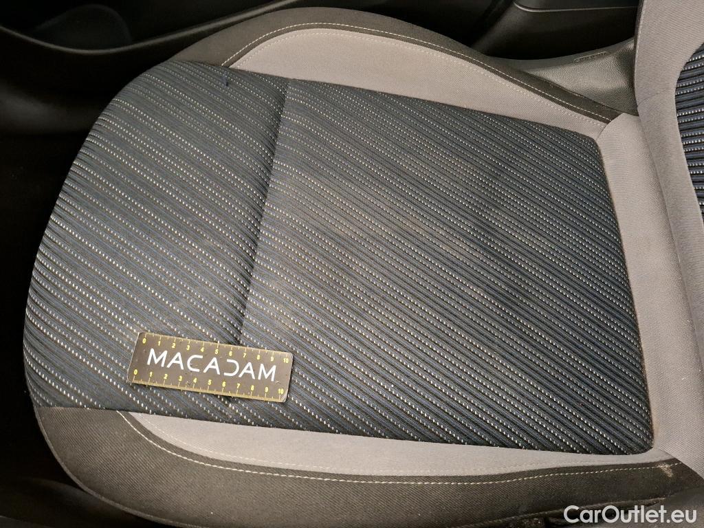  Opel  Crossland  X Design 120 ans 1.2 Turbo 110CV BVM6 E6dT #12