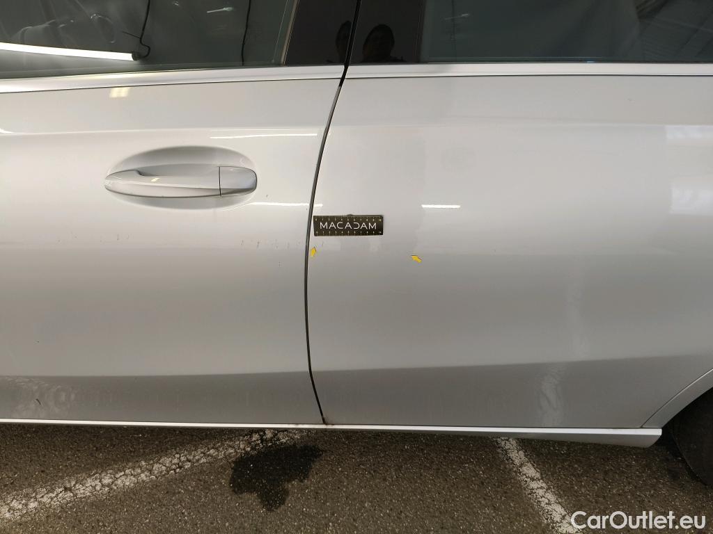  Mercedes  A-Klasse MERCEDES-BENZ Classe A Compact / 2018 / 5P / Berline A 180 d Business Line #84