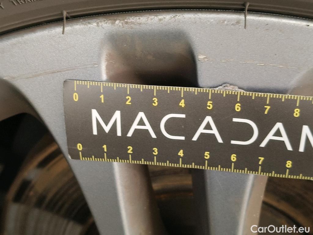  Mercedes  A-Klasse MERCEDES-BENZ Classe A Compact / 2018 / 5P / Berline A 180 d Business Line #63