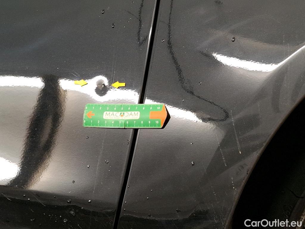  Mercedes  CLA-Klasse MERCEDES-BENZ CLA Coupe / 2019 / 4P / Coupé CLA 220 d AMG Line BA8 #47