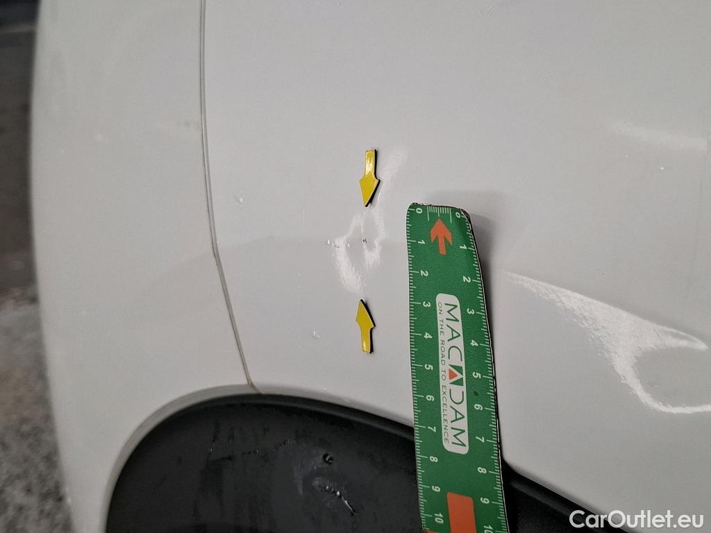  Peugeot  2008  Allure Business 1.5 HDi 130CV BVA8 E6d #3