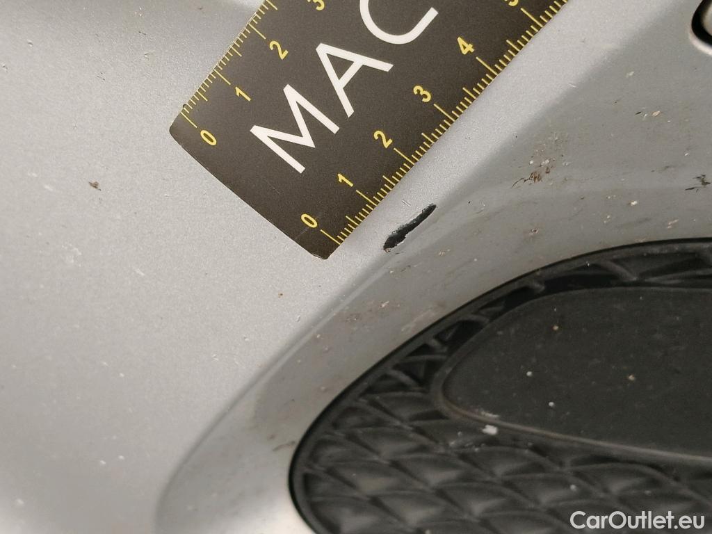  Mercedes  A-Klasse MERCEDES-BENZ Classe A Compact / 2018 / 5P / Berline A 180 d Business Line #31