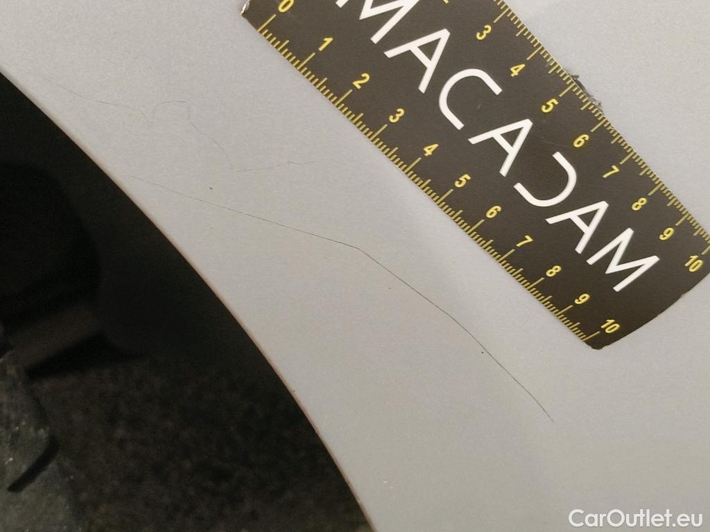  Mercedes  A-Klasse MERCEDES-BENZ Classe A Compact / 2018 / 5P / Berline A 180 d Business Line #24