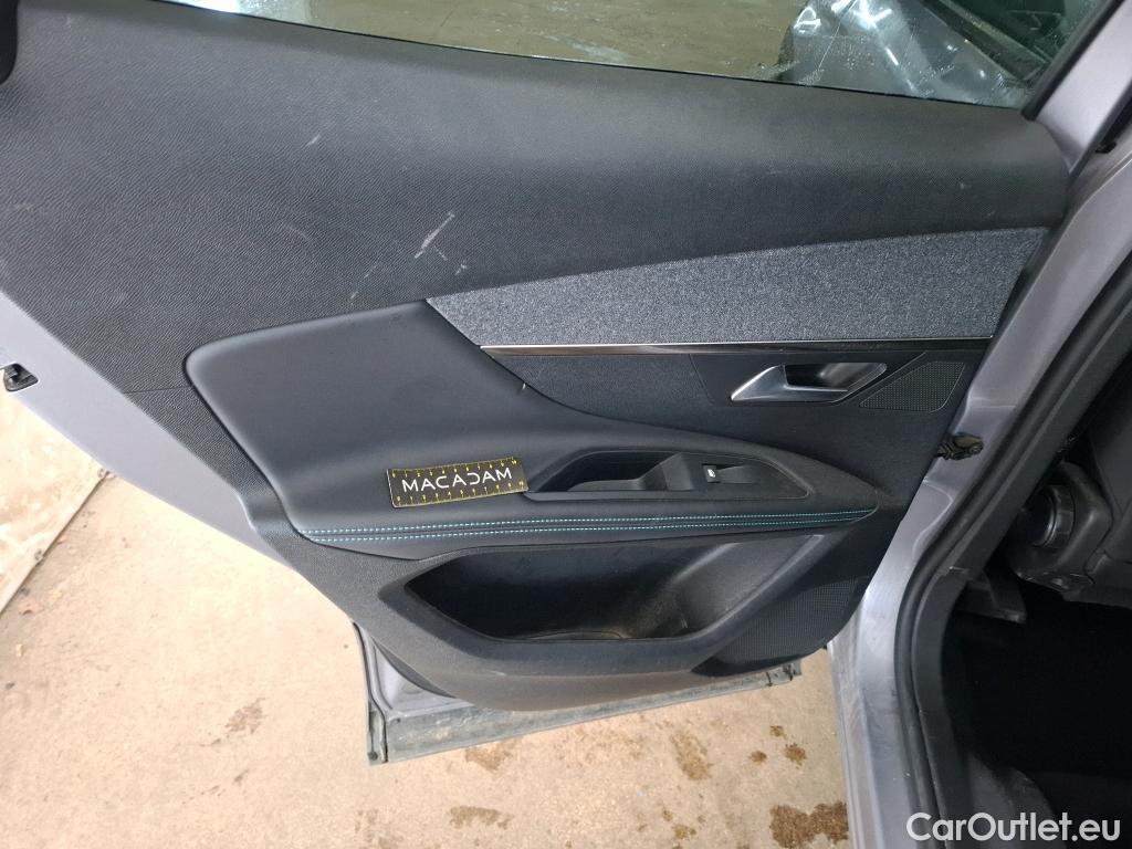  Peugeot  3008  II Allure Pack 1.5 HDi 130CV BVA8 E6d #34