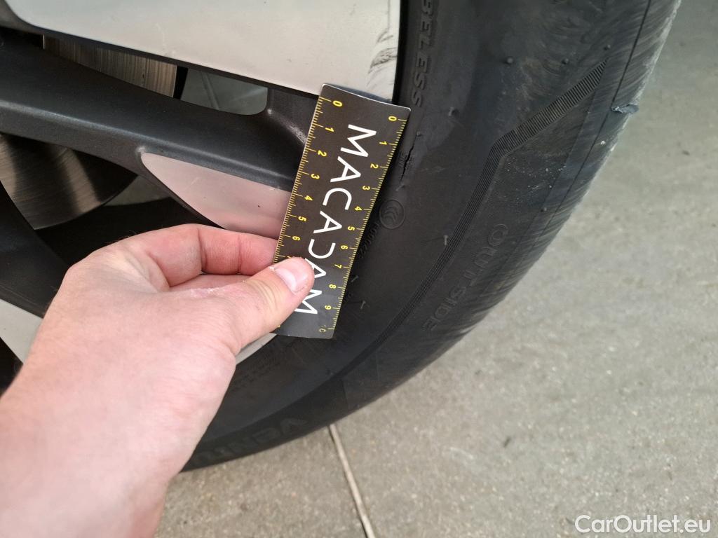  Opel   Grandland X OPEL / 2017 / 5P / SUV 1.5 DIESEL 130 ELITE #30