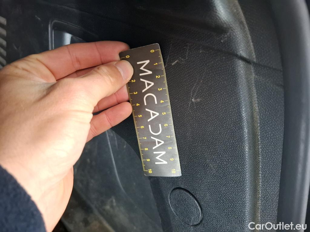  Peugeot  3008  II Allure Pack 1.5 HDi 130CV BVA8 E6d #48