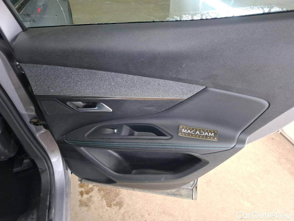  Peugeot  3008  II Allure Pack 1.5 HDi 130CV BVA8 E6d #37