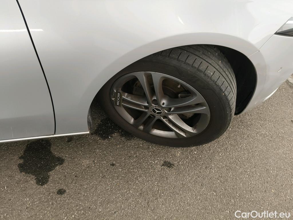  Mercedes  A-Klasse MERCEDES-BENZ Classe A Compact / 2018 / 5P / Berline A 180 d Business Line #61