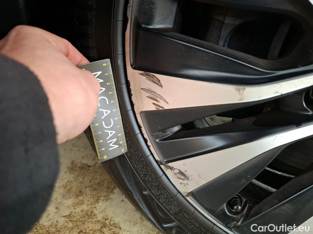  Mercedes  B-Klasse MERCEDES-BENZ Classe B / 2019 / 5P / monospace B 180 d Business Line Edition #32