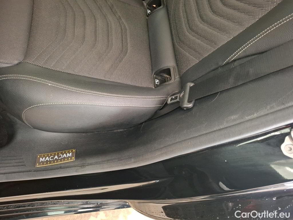  Mercedes  B-Klasse MERCEDES-BENZ Classe B / 2019 / 5P / monospace B 180 d Business Line Edition #38