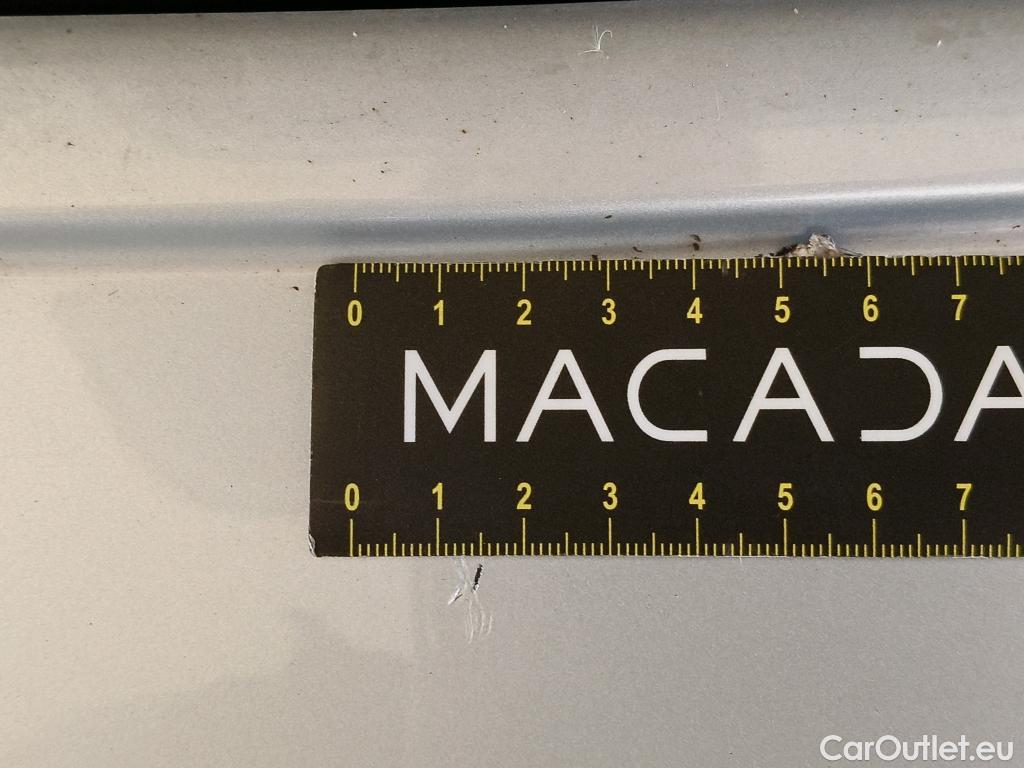  Mercedes  A-Klasse MERCEDES-BENZ Classe A Compact / 2018 / 5P / Berline A 180 d Business Line #45