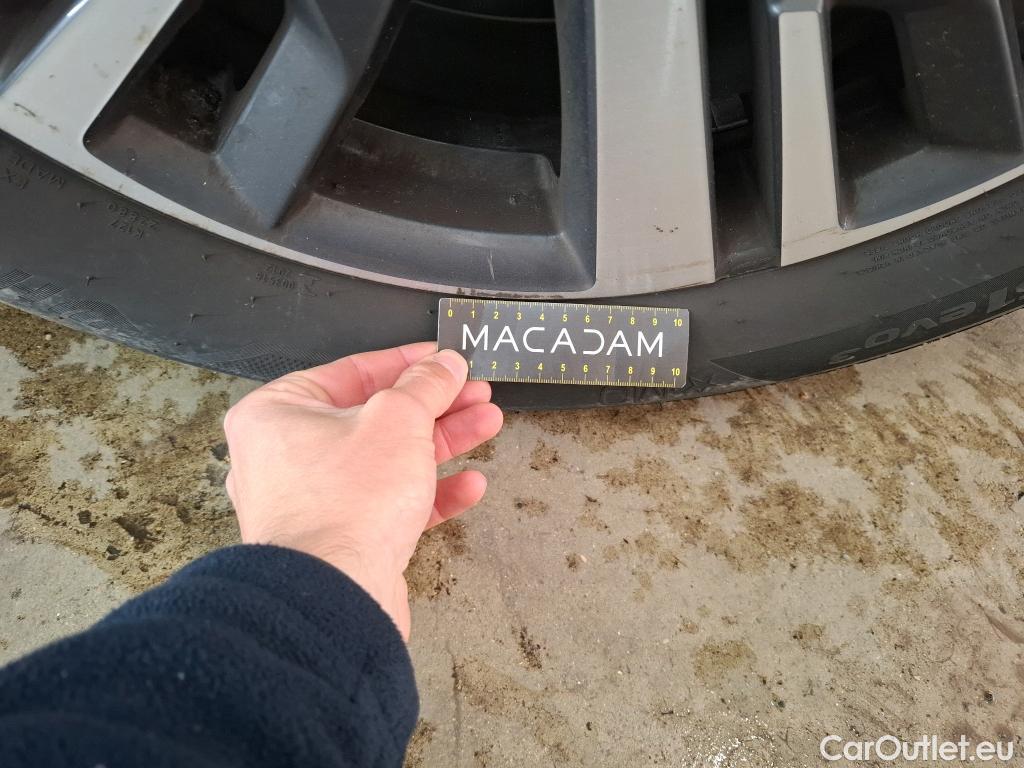  Peugeot  3008  II Allure Pack 1.5 HDi 130CV BVA8 E6d #64