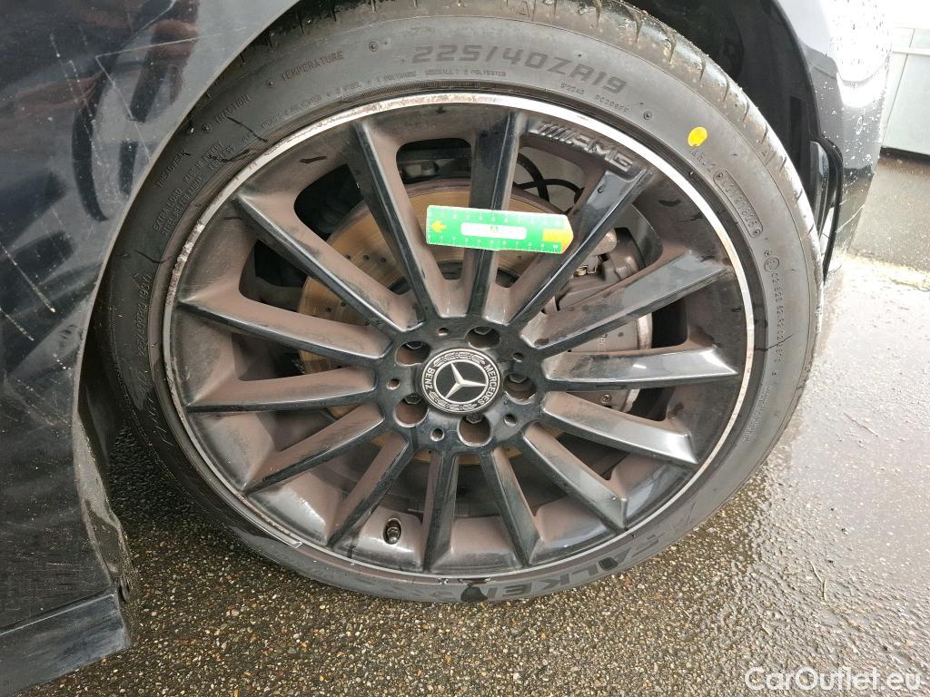  Mercedes  CLA-Klasse MERCEDES-BENZ CLA Coupe / 2019 / 4P / Coupé CLA 220 d AMG Line BA8 #42