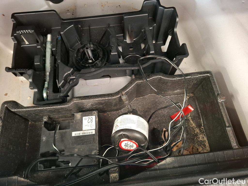  Peugeot  2008  Allure Business 1.5 HDi 130CV BVA8 E6d #23