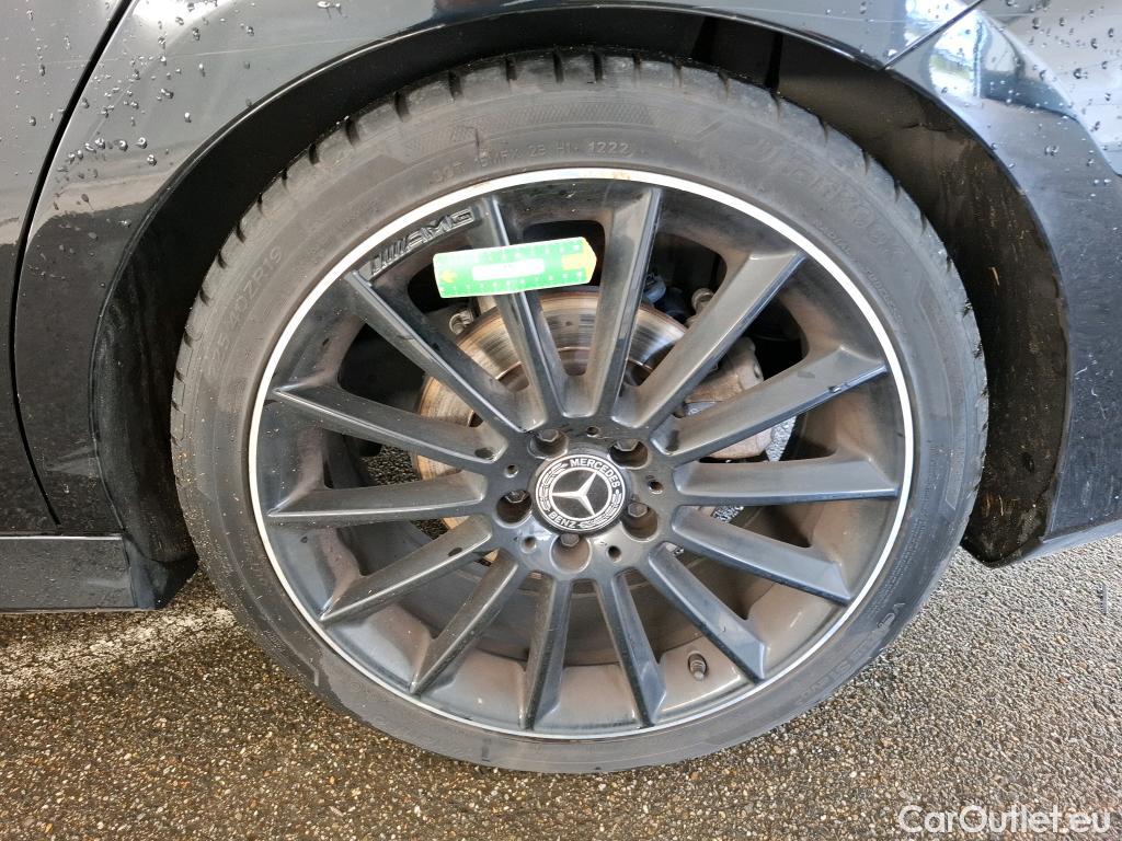  Mercedes  CLA-Klasse MERCEDES-BENZ CLA Coupe / 2019 / 4P / Coupé CLA 220 d AMG Line BA8 #33