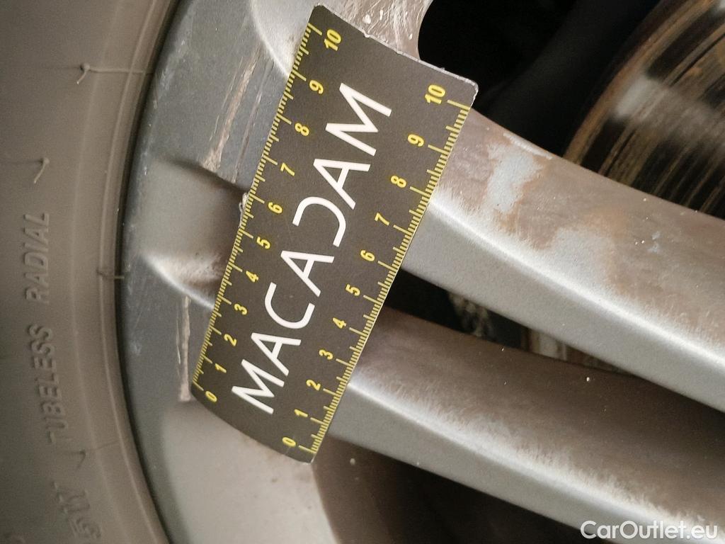  Mercedes  A-Klasse MERCEDES-BENZ Classe A Compact / 2018 / 5P / Berline A 180 d Business Line #62