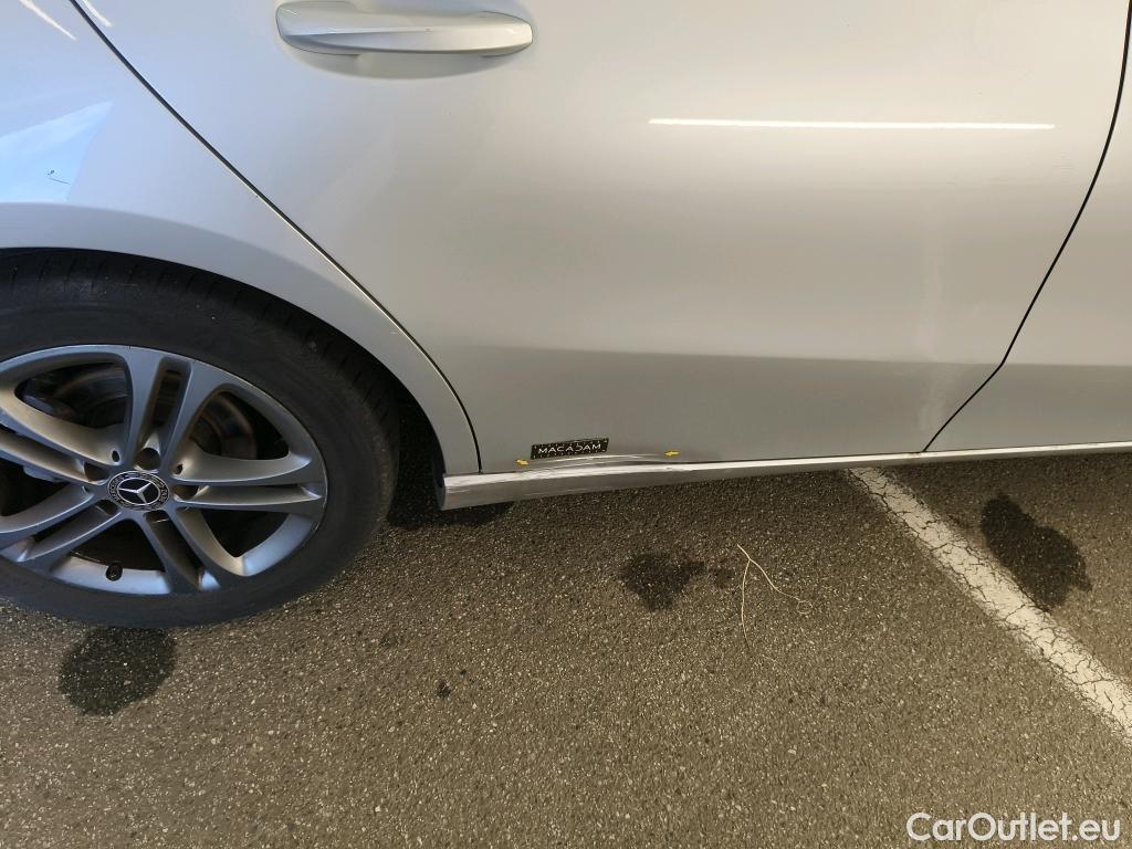  Mercedes  A-Klasse MERCEDES-BENZ Classe A Compact / 2018 / 5P / Berline A 180 d Business Line #1