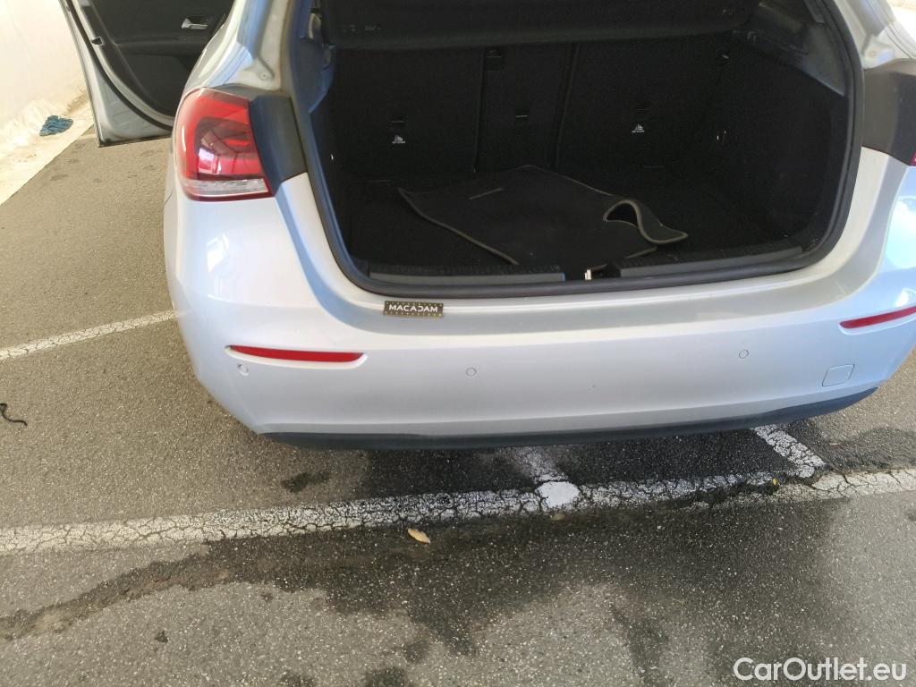  Mercedes  A-Klasse MERCEDES-BENZ Classe A Compact / 2018 / 5P / Berline A 180 d Business Line #43