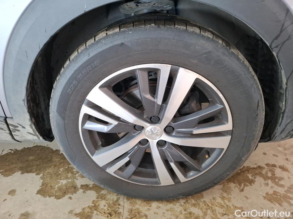  Peugeot  3008  II Allure Pack 1.5 HDi 130CV BVA8 E6d #63