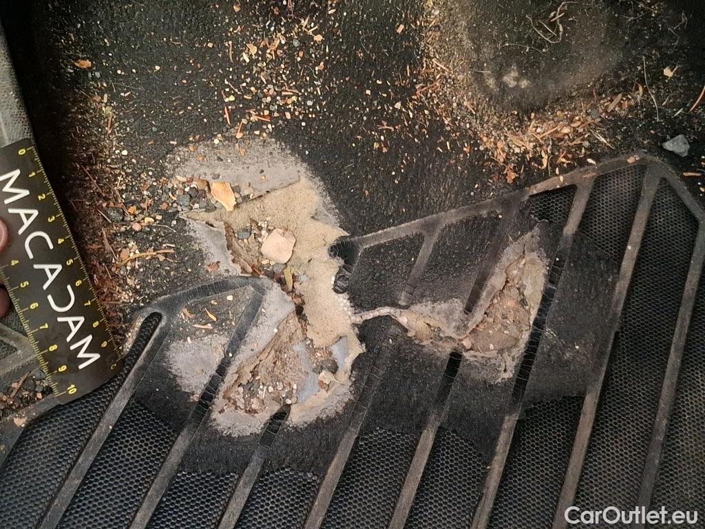  Opel   Grandland X OPEL / 2017 / 5P / SUV 1.5 DIESEL 130 ELITE #3