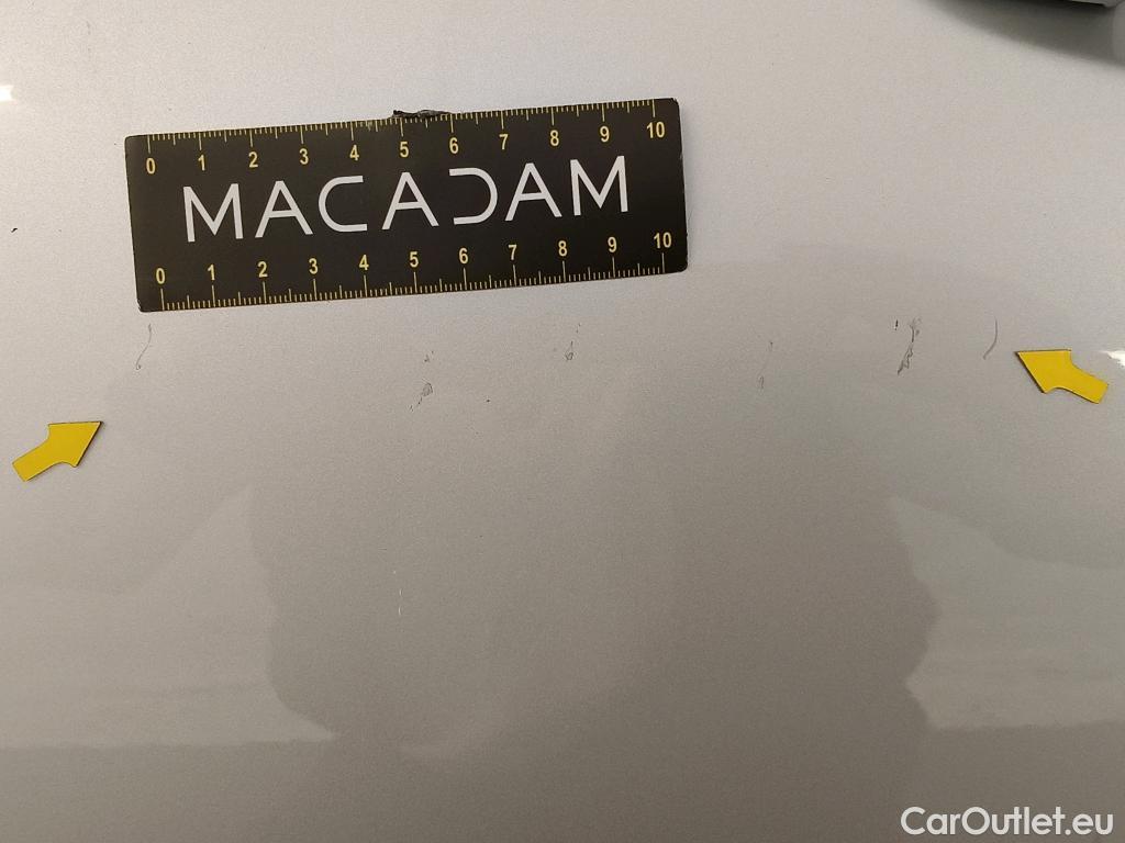  Mercedes  A-Klasse MERCEDES-BENZ Classe A Compact / 2018 / 5P / Berline A 180 d Business Line #81