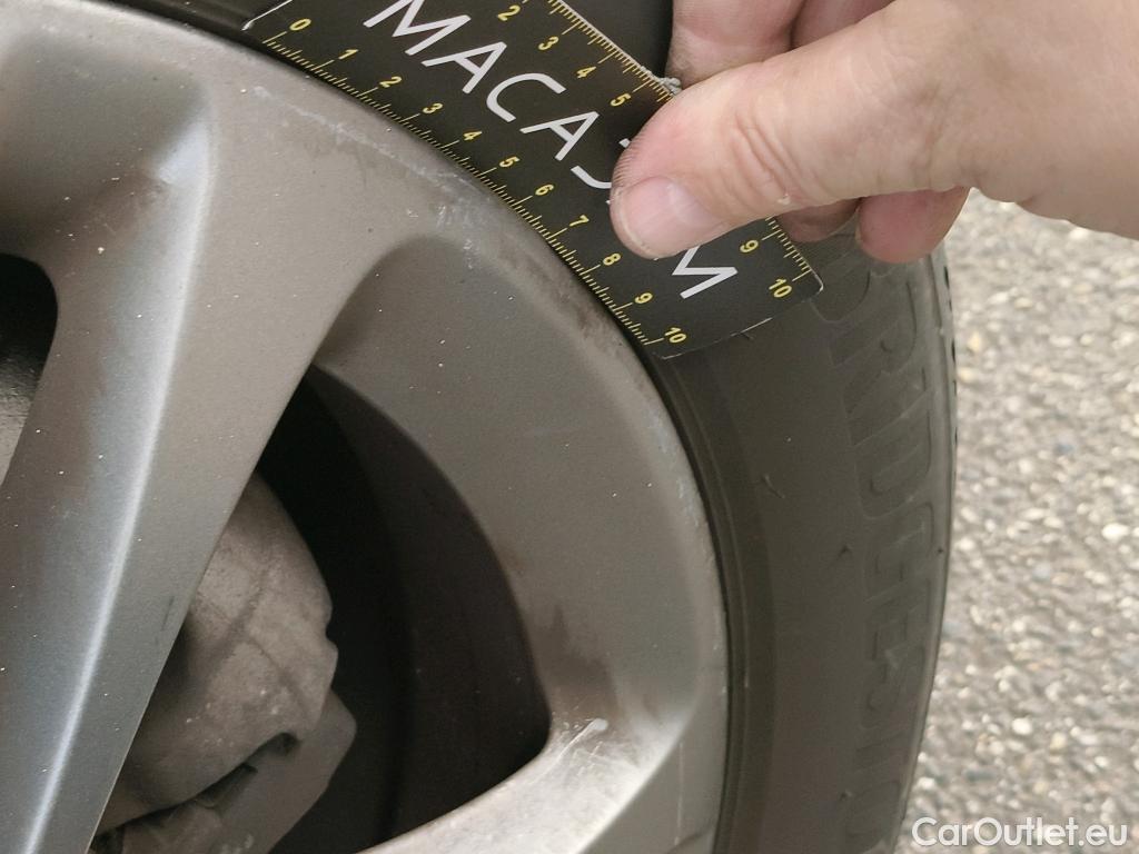  Mercedes  A-Klasse MERCEDES-BENZ Classe A Compact / 2018 / 5P / Berline A 180 d Business Line #64