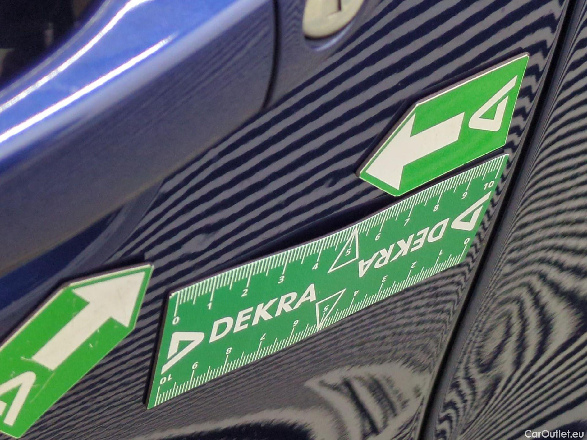  Opel  Crossland  X Business Elegance 1.5 110CV BVM6 E6d #19