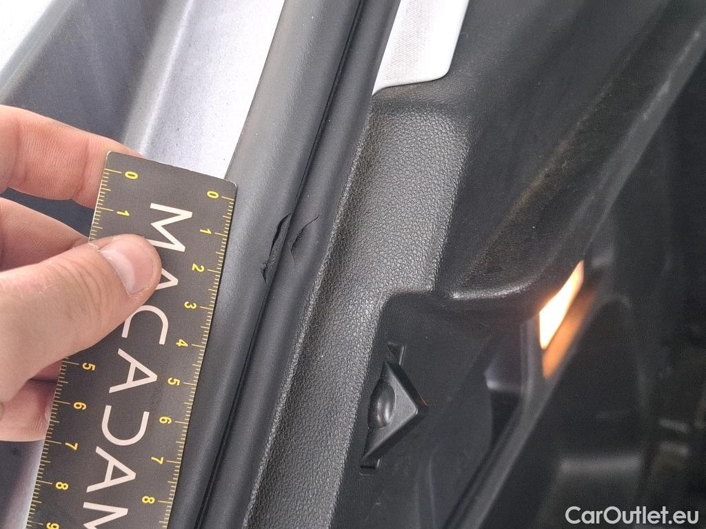  Opel   Grandland X OPEL / 2017 / 5P / SUV 1.5 DIESEL 130 ELITE #50