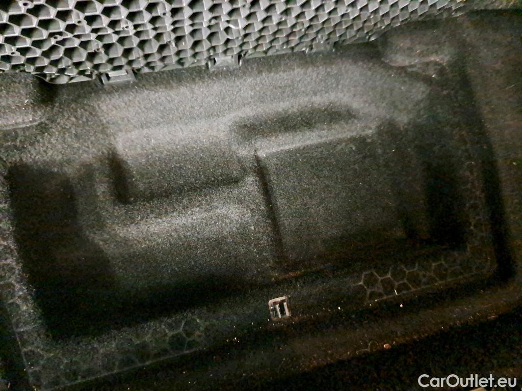  Peugeot  5008  Active Business 1.2 PureTech 130CV BVA8 7 Sieges E6d #29