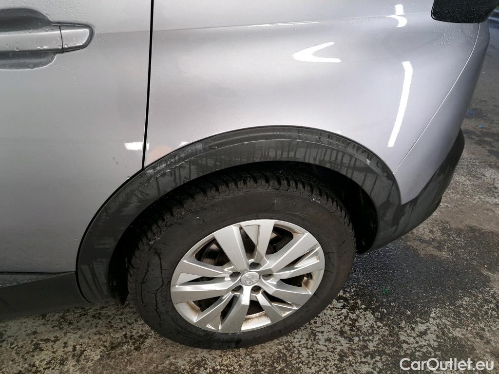  Peugeot  5008  Active Business 1.2 PureTech 130CV BVA8 7 Sieges E6d #59