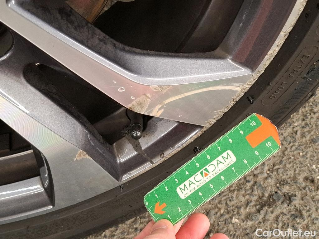  Renault  Megane  IV Berline 5 ptes. Techno 1.5 dCi 115CV BVM6 E6d #35