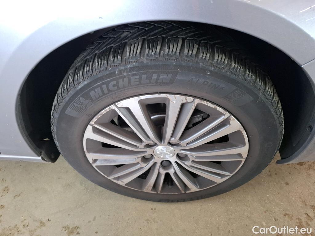  Peugeot  308  SW Allure Business 1.5 HDi 130CV BVA8 E6d #15