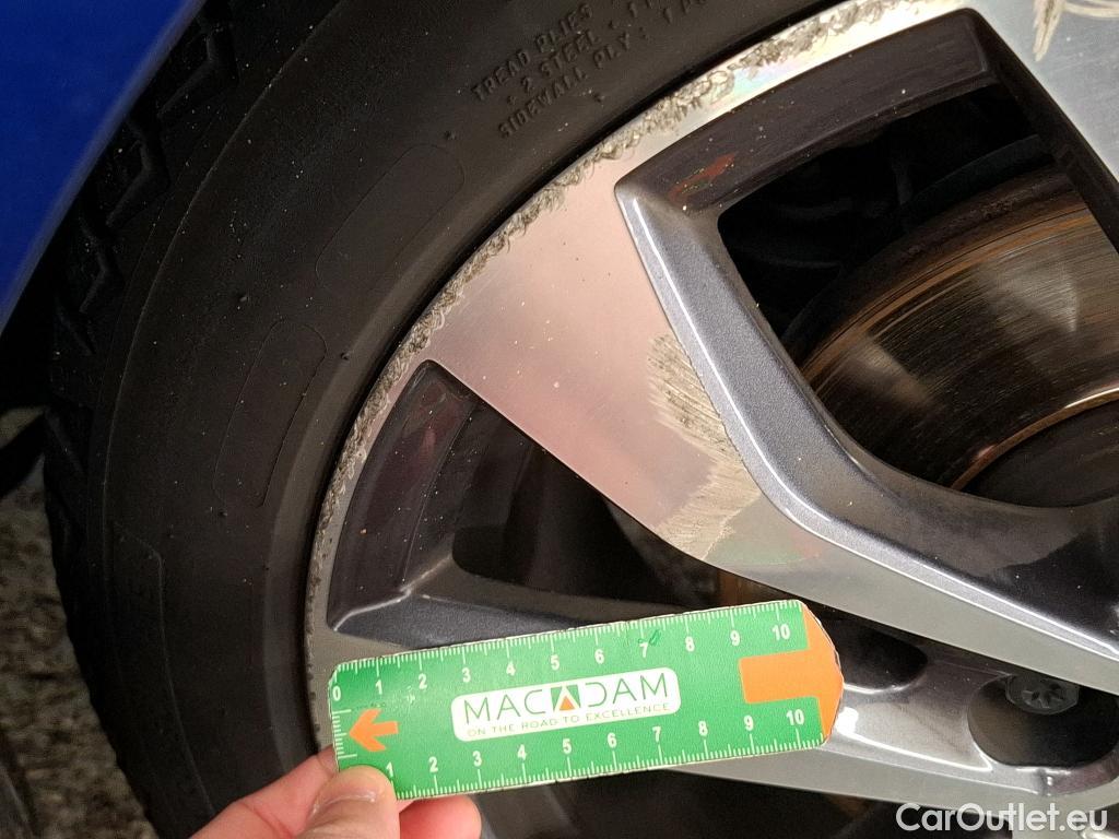  Renault  Megane  IV Berline 5 ptes. Techno 1.5 dCi 115CV BVM6 E6d #37