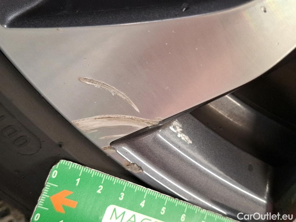  Renault  Megane  IV Berline 5 ptes. Techno 1.5 dCi 115CV BVM6 E6d #52