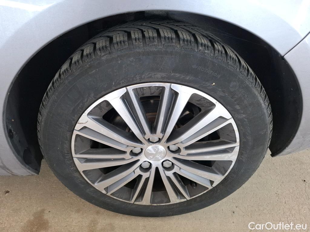  Peugeot  308  SW Allure Business 1.5 HDi 130CV BVA8 E6d #24