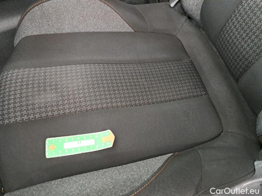  Peugeot  5008  Active Business 1.2 PureTech 130CV BVA8 7 Sieges E6d #54