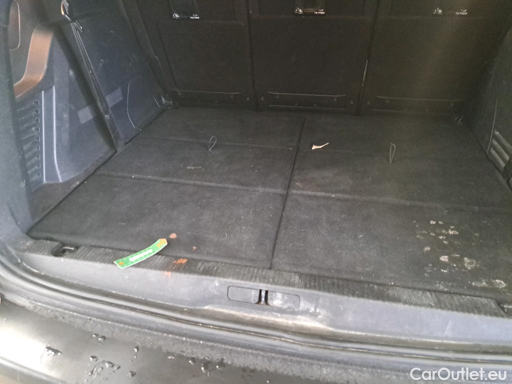  Peugeot  5008  Active Business 1.2 PureTech 130CV BVA8 7 Sieges E6d #37